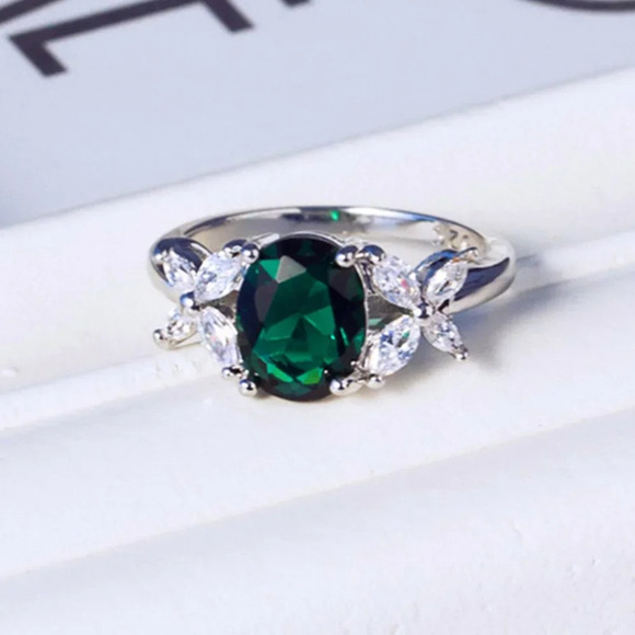 🎀 Dainty Oval Green Zircon Emerald Elegant Silver Rings for Women, EVGG1252 - Picture 1 of 5